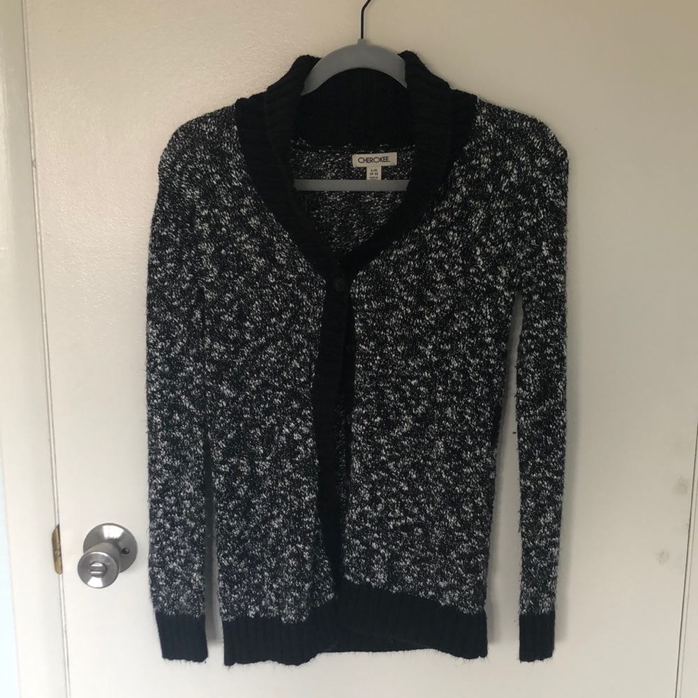 Girls wrap sweater black and white
